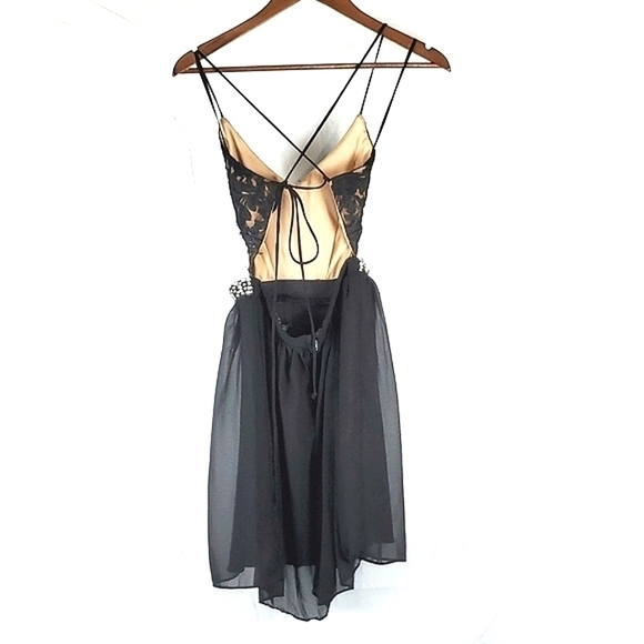 City Studio Black‎ Lace Open Back Dress - Picture 5 of 9